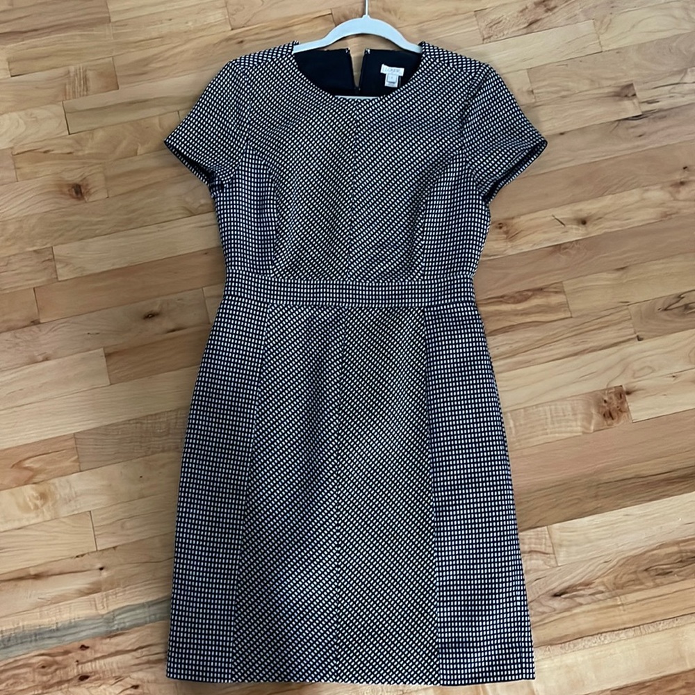 J crew factory sheath dress very flattering